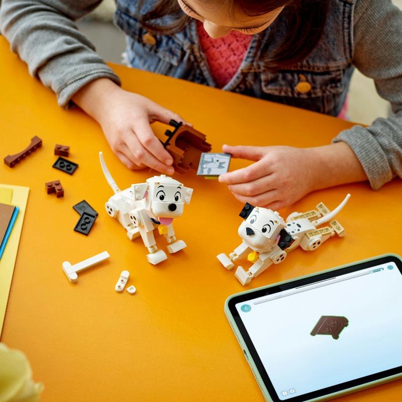 LEGO Disney 101 Dalmatians Lucky & Penny Puppies