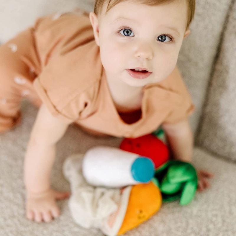 Melissa And Doug Market Basket Fill and Spill Playset