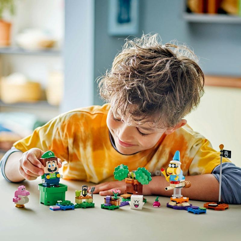 LEGO Adventures with Interactive Luigi