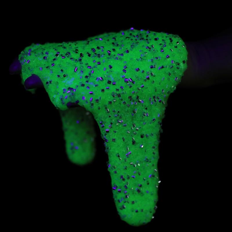 جريتيم - سلايم ايليين بو المضيء في الظلام