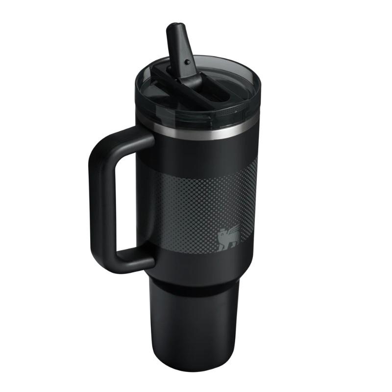 ستانلي كوينشر - سعة 40 أونصة تصميم منقط فاخر