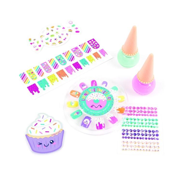 ميك ات ريل مجموعة أساور و فن الاظافر بتصميم الحلوى