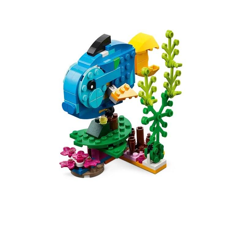 Lego Exotic Parrot