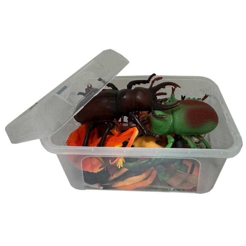 مجموعة حشرات و زواحف عدد 21 قطعة