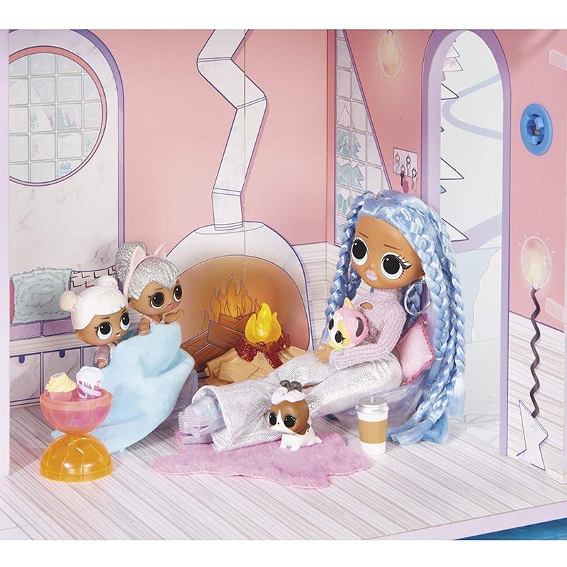 لول سربرايز - بيت دمى خشبي وينتر تشيل كابين