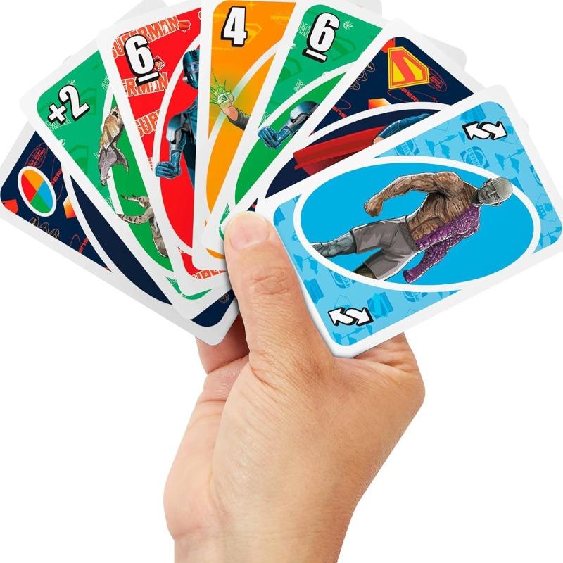 أونو - لعبة ورق بطابع سوبرمان