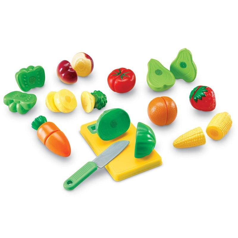 Pretend & Play Sliceable Fruits & Veggies Set
