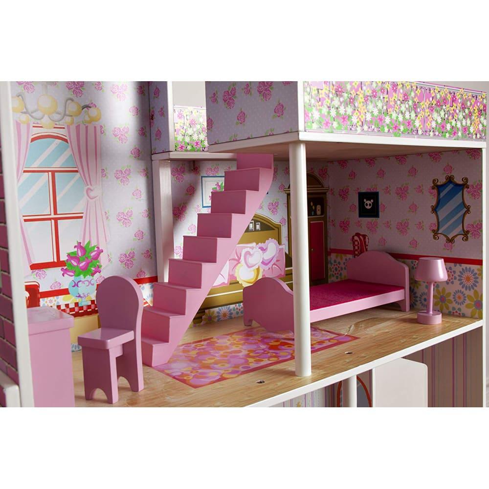 بيت الدمي الخشبية