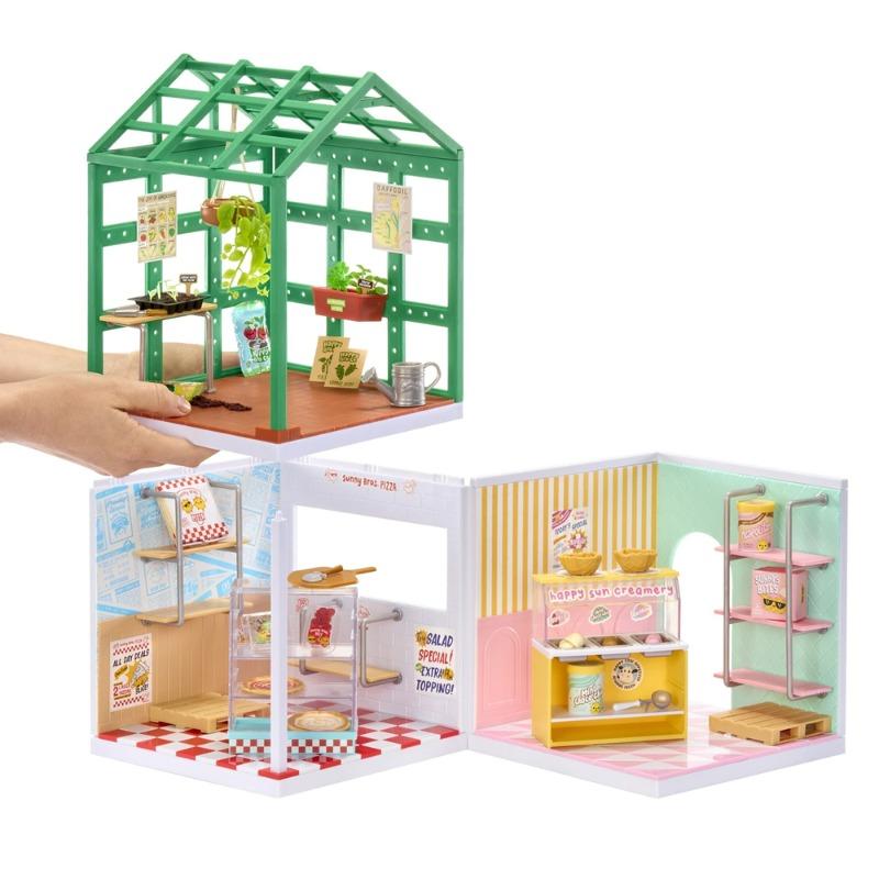 MGA's Miniverse Spaces Starter Pack Greenhouse
