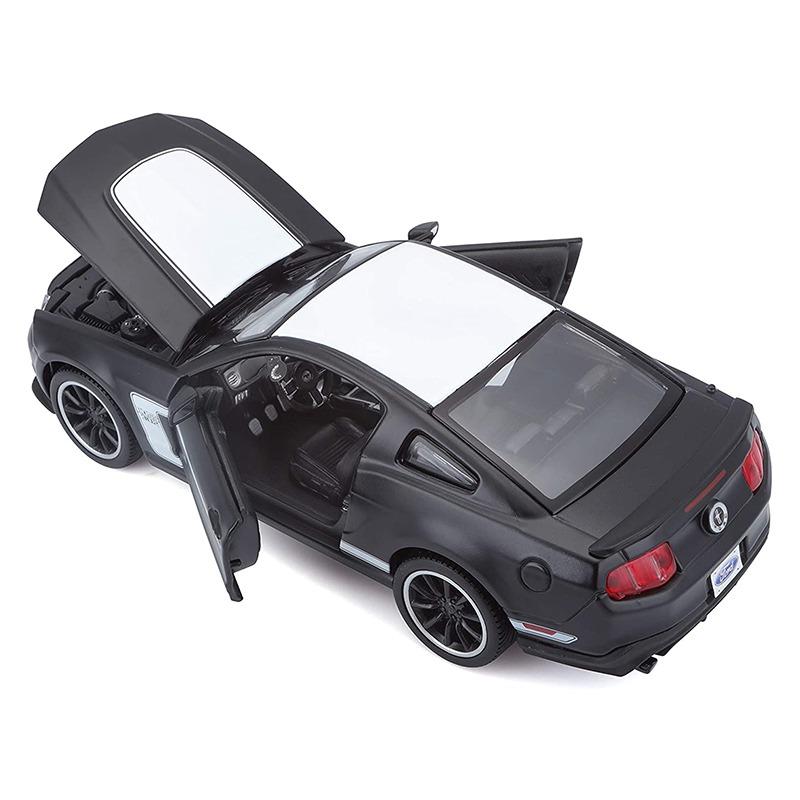 مايستو - سيارة فورد موستانج 1:24