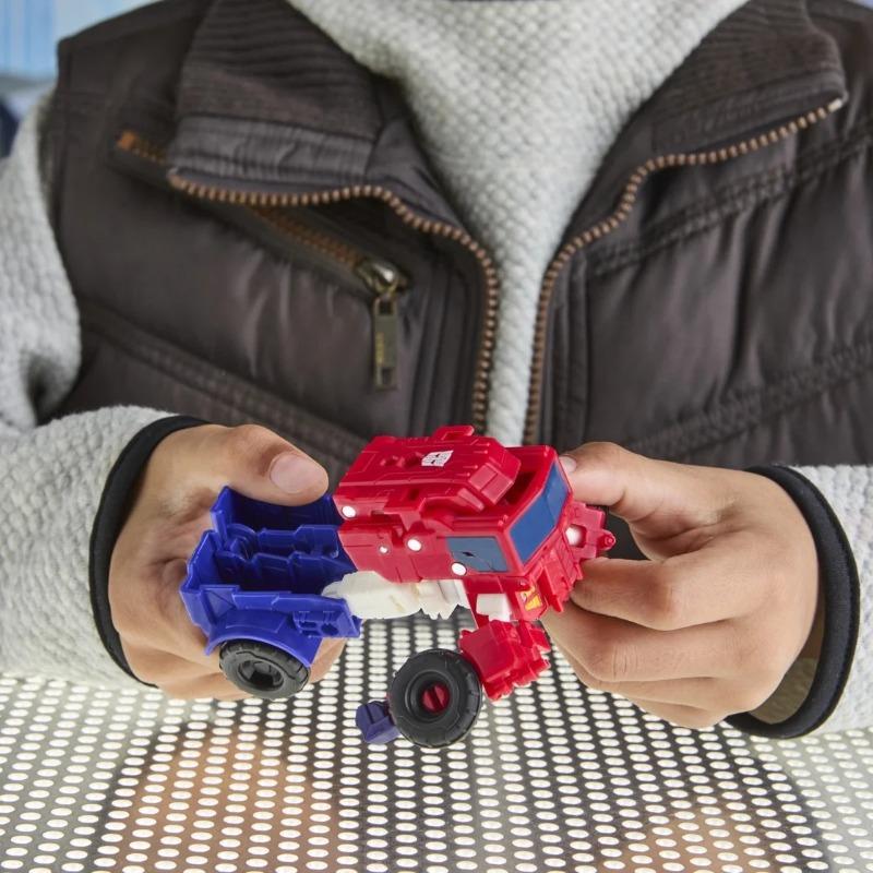 ترانسفورمرز - شخصية سايبر وورلد أوبتيموس برايم تشانجرز مقاس 4 انش