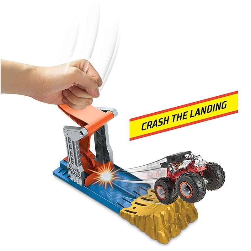 Hot Wheels Monster Trucks Launch And Bash Playset
