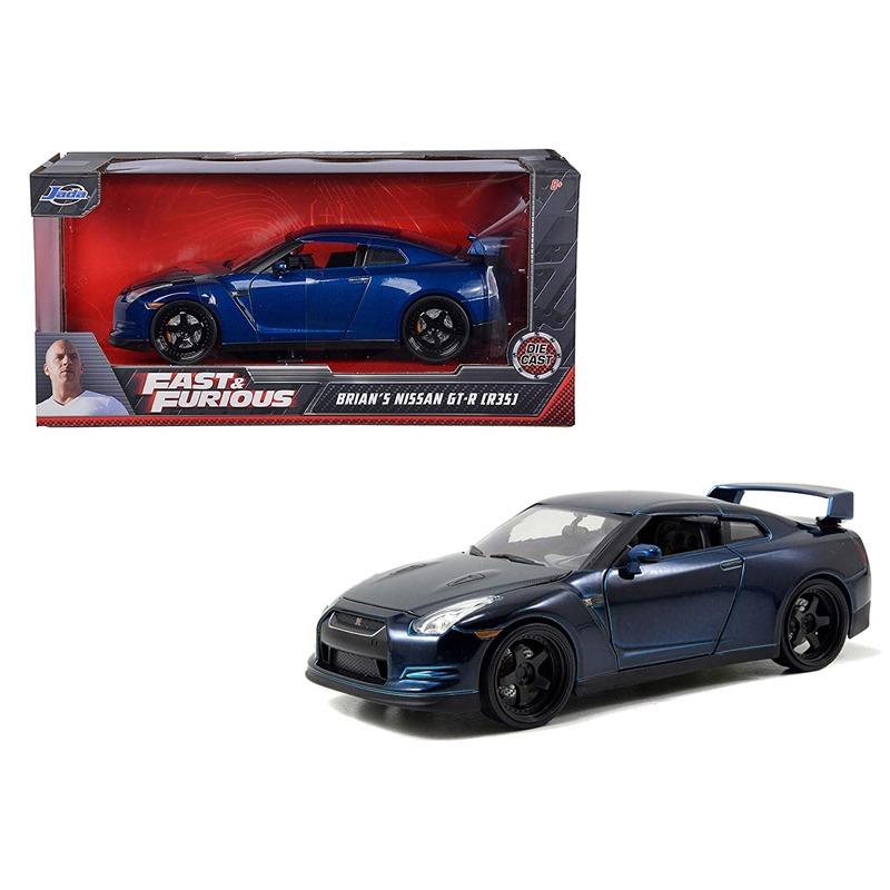 فاست آند فيوريوس - سيارة بريان نيسان جي تي آر لون أزرق