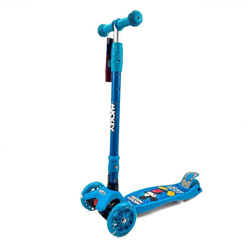 Scooter With Led Wheels