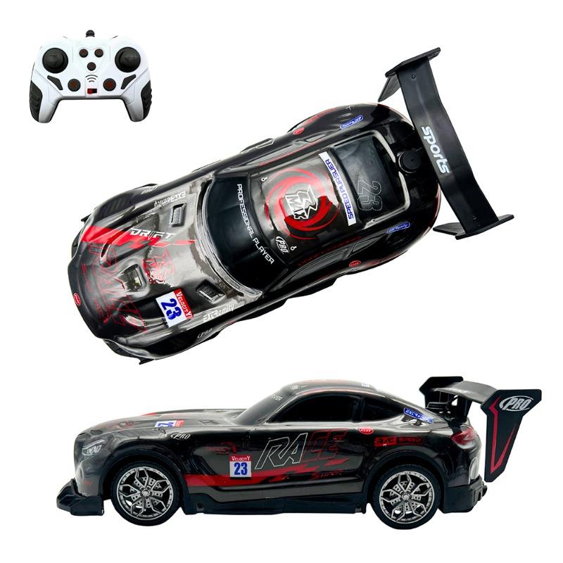 سيارة سباق RC مع موسيقى وإضاءة وتأثير الرذاذ مقياس 1:16 2.4G، قابلة للشحن ألوان متعددة