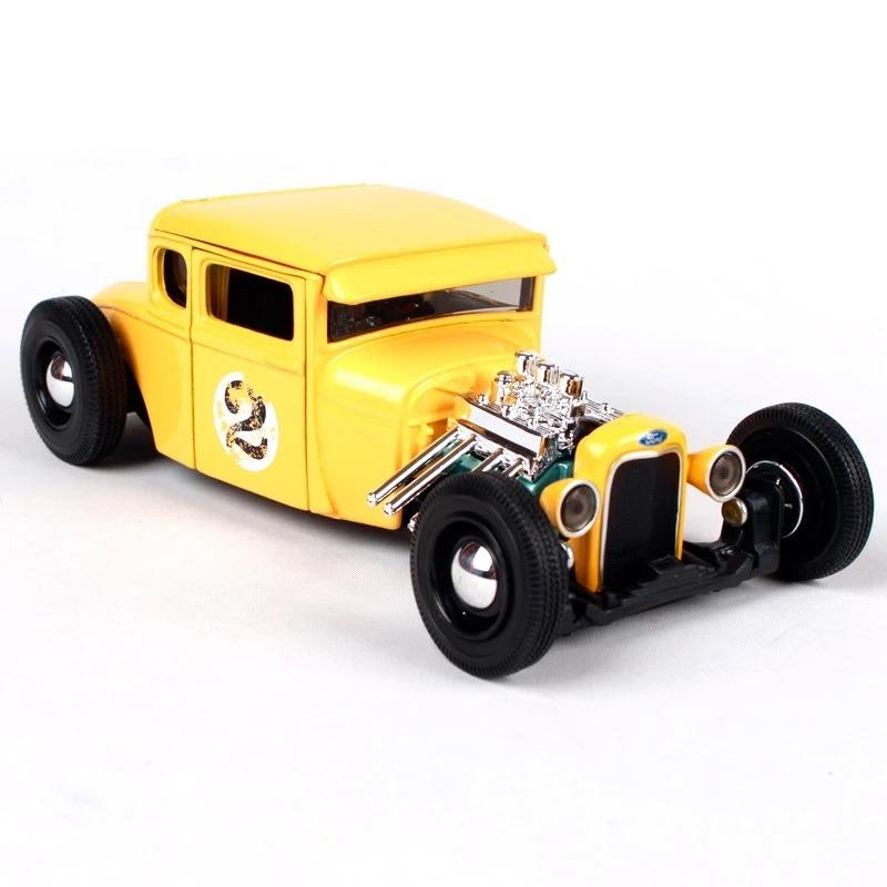 Maisto Ford Model A 1929 Car Outlaws