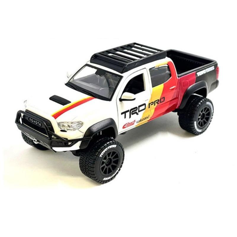 MAISTO Toyota Tacoma TRD PRO 2023 1:24 Off-Road Die-Cast Truck