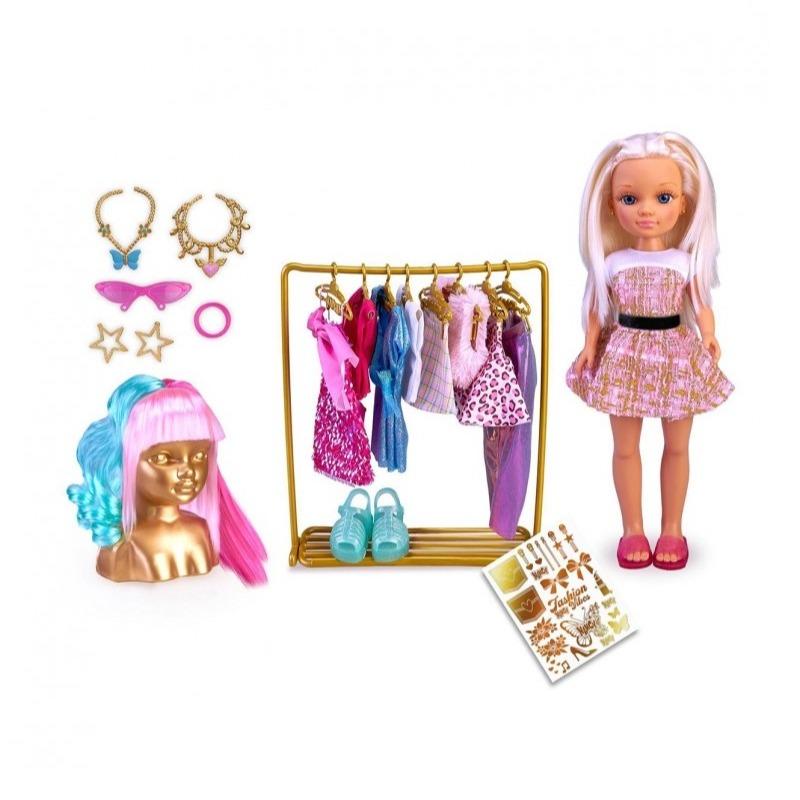 نانسي - دمية نانسي مع غرفة الملابس