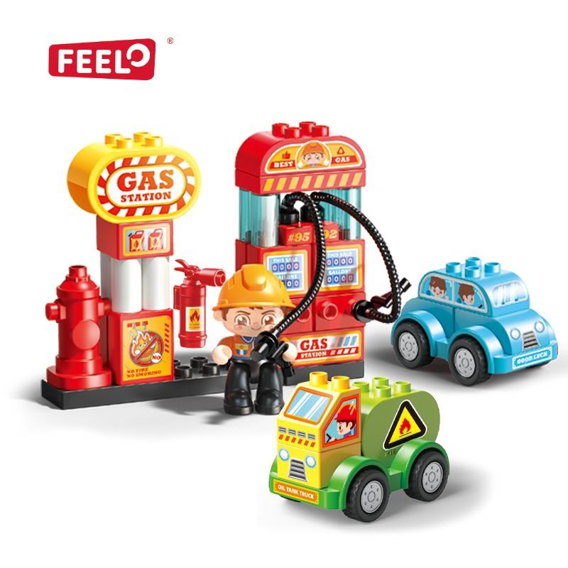 Feelo Gas Station Building Blocks Set | 43 Pieces