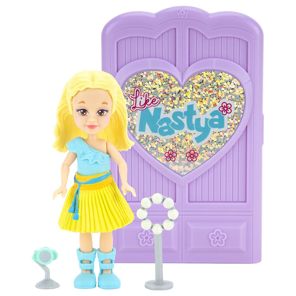 مجموعة مفاجأة شخصية ناستيا