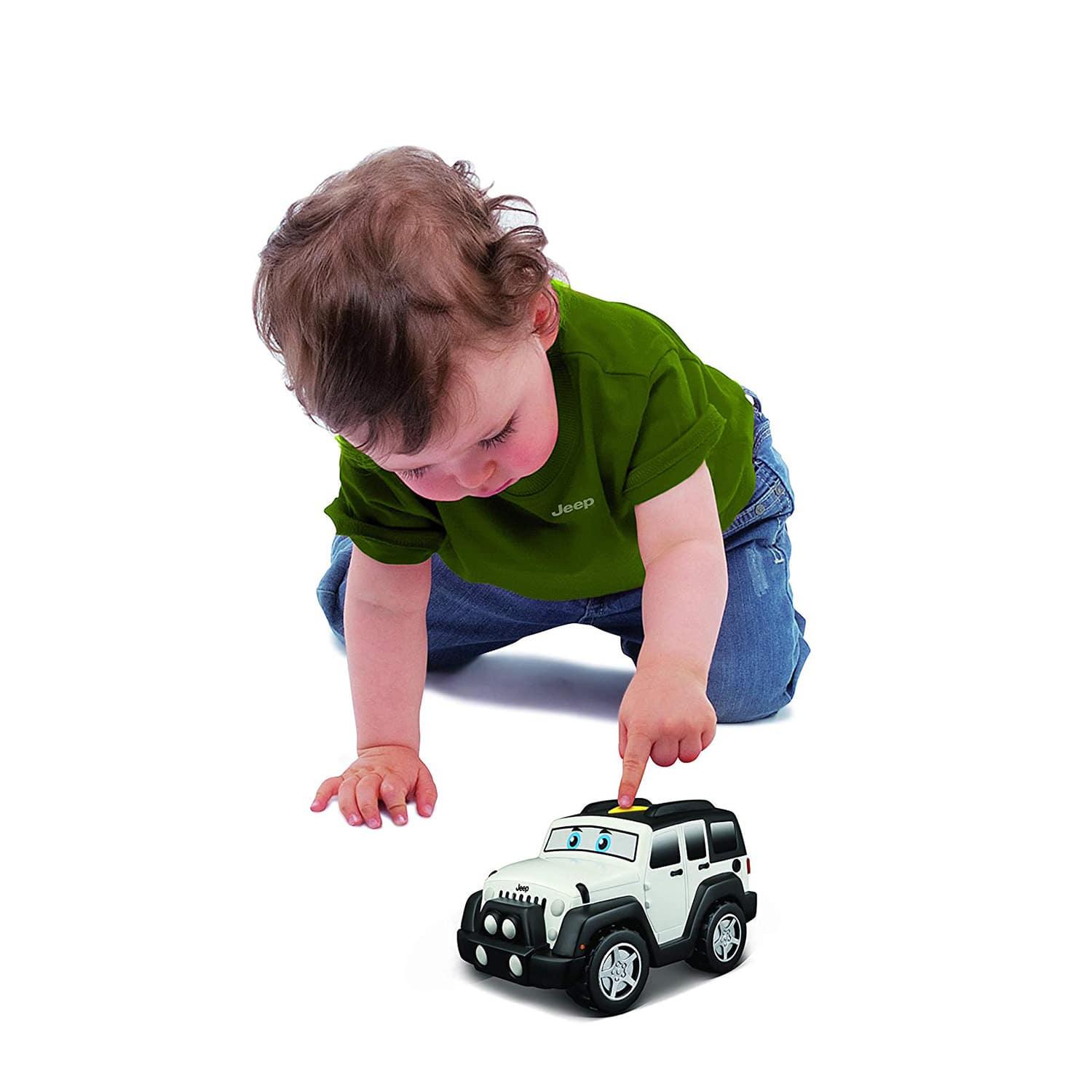 سيارة جيب إلمس و إنطلق