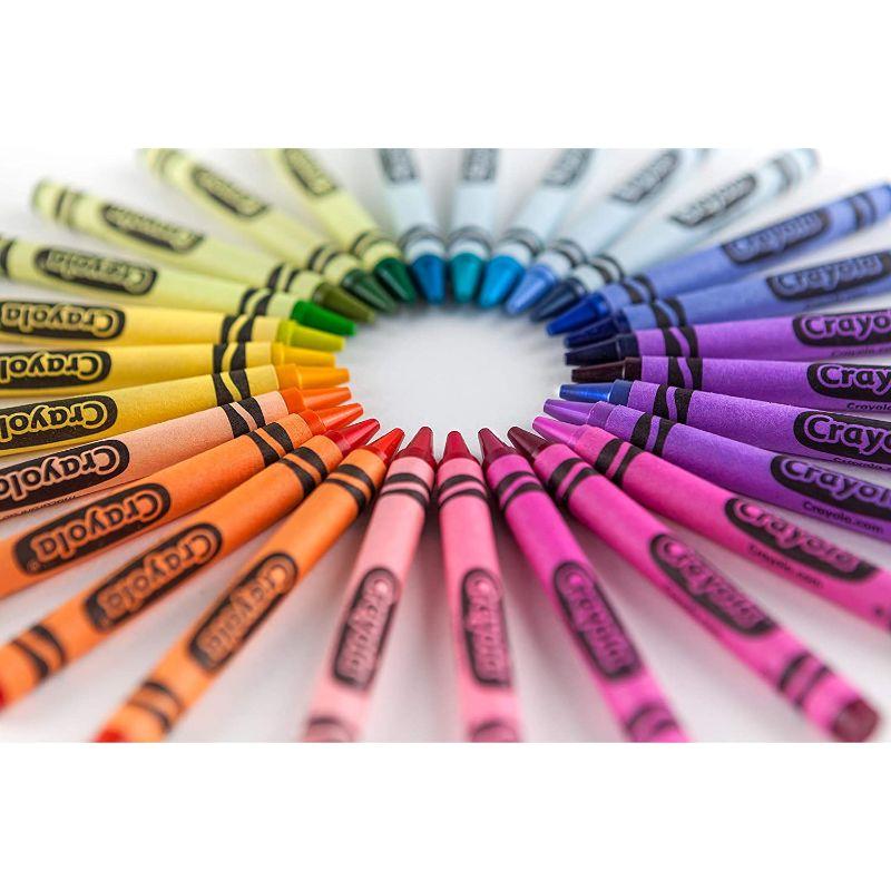 Crayola Crayons Non Peggable - 64 Colors