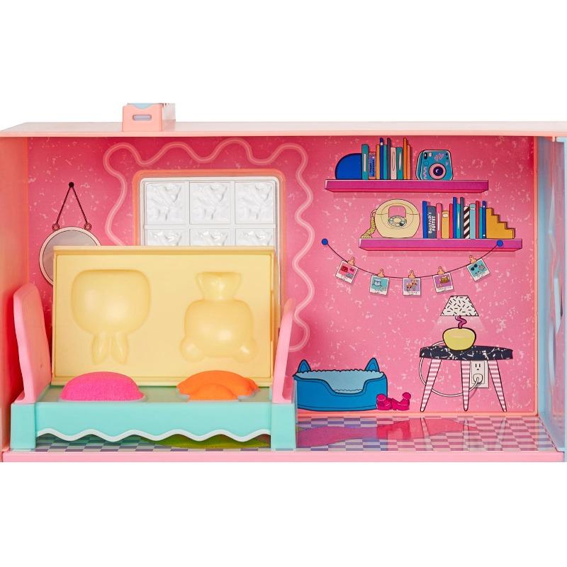 L.O.L. Surprise Squish Sand Magic House With Tot