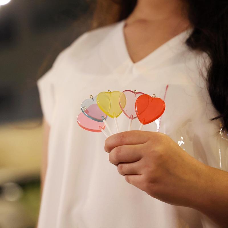 توينسكو - مدالية مصاصة على شكل قلب