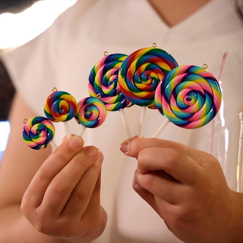 توينسكو - مدالية مصاصة على شكل حلوى