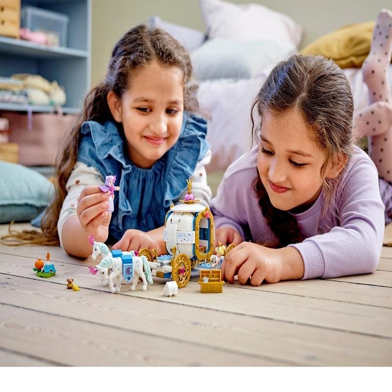 Lego Disney Cinderella’s Royal Carriage 43192