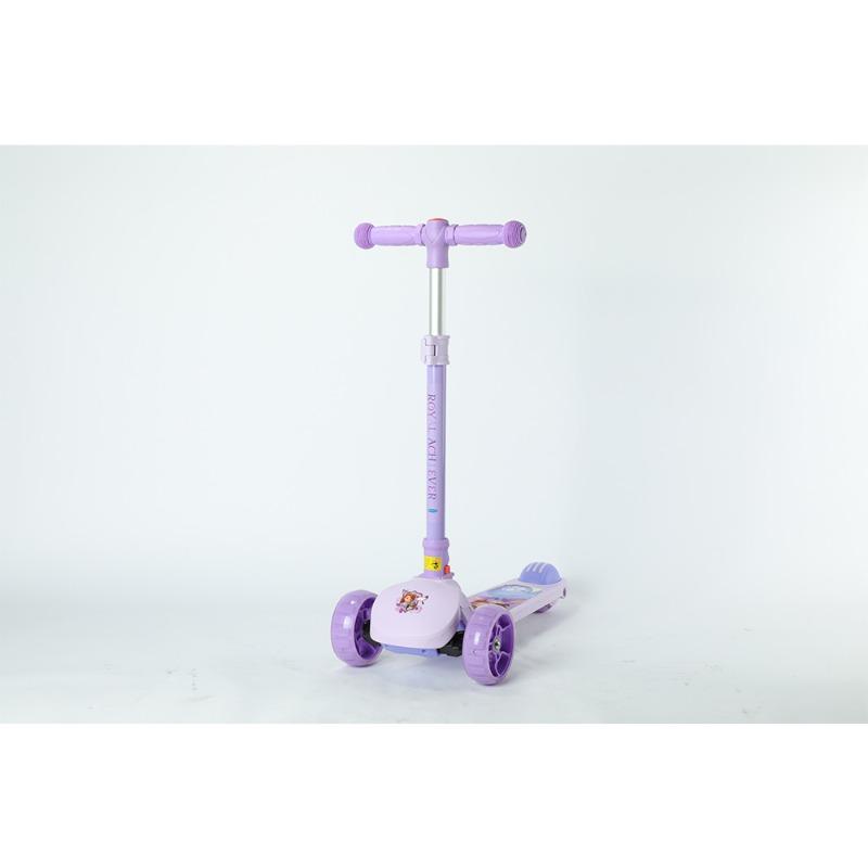 Disney Foldable Twist Scooter