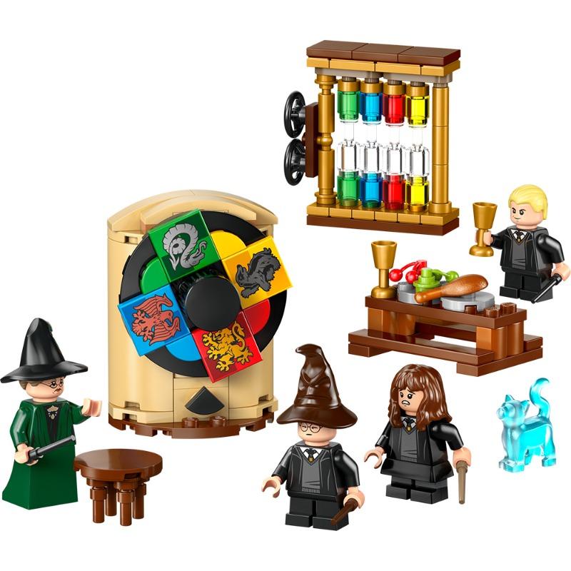 LEGO Hogwarts™ Castle: Sorting Hat™ Ceremony 124 Pieces