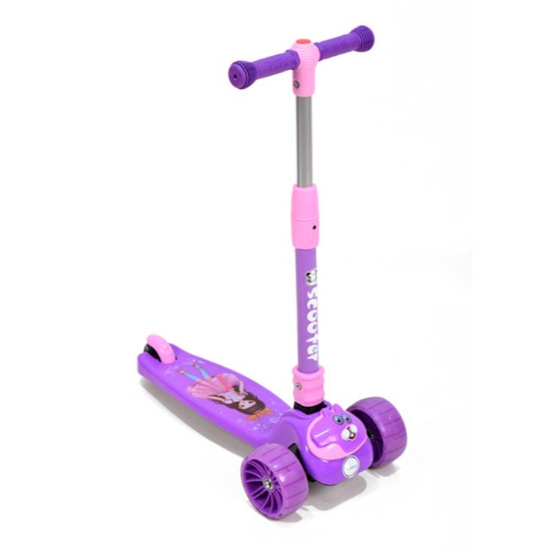 أملا - سكوتر بنفسجي بثلاثة عجلات مع موسيقى