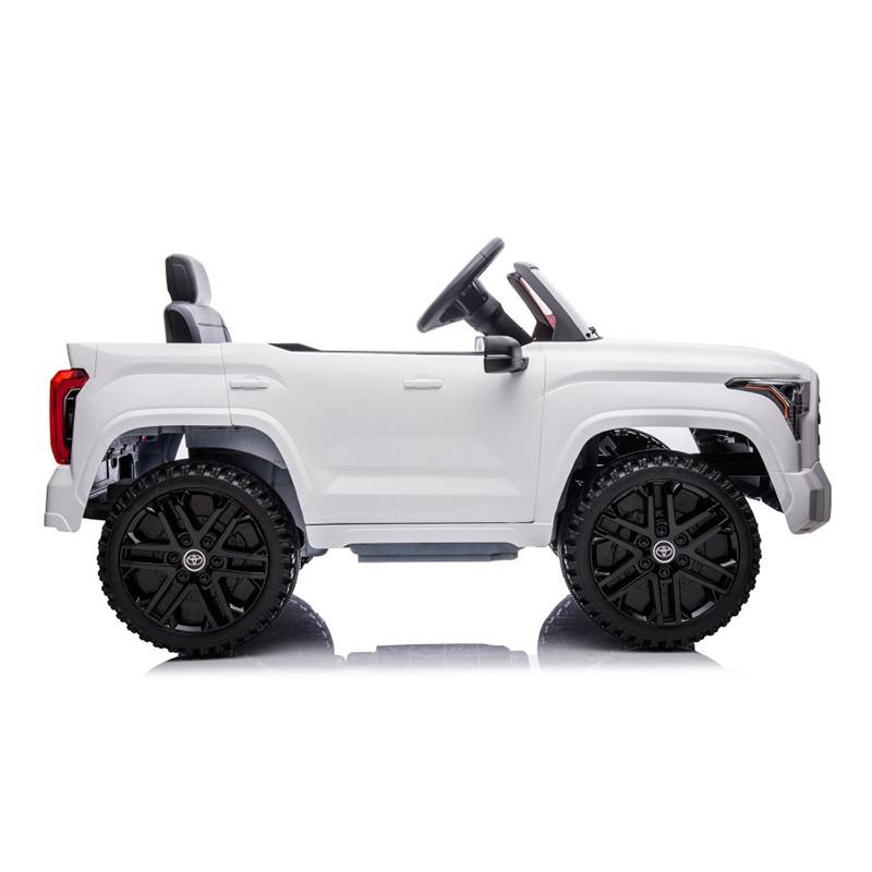 راي فن - سيارة الركوب الكهربائية تويوتا تندرا