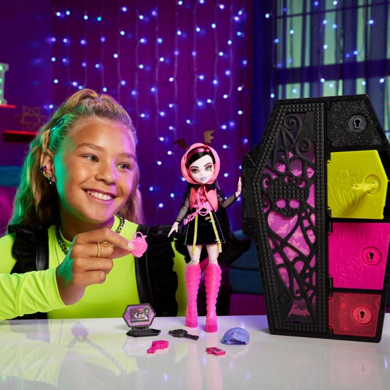 مونستر هاي - دمية دراكولاورا سكالتيمايت نيون فريتس