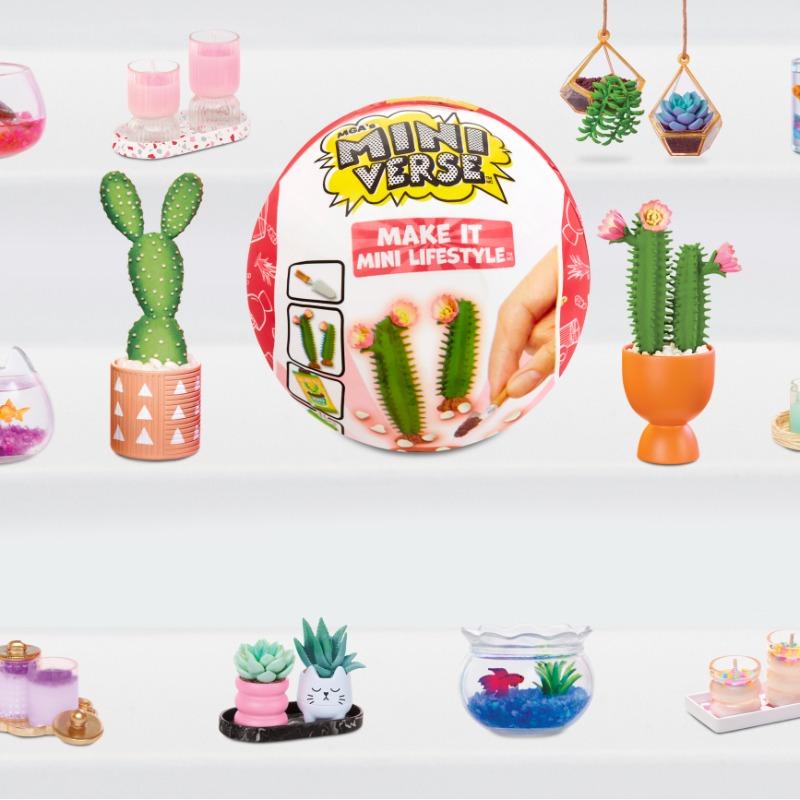 Miniverse Surprises of The Mini Aquarium Industry - Assorted