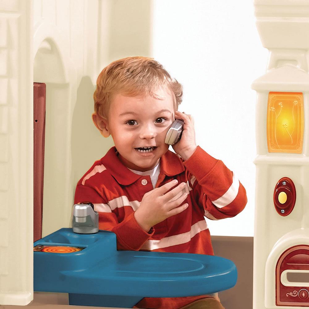 Step2 - Neat And Tidy Cottage