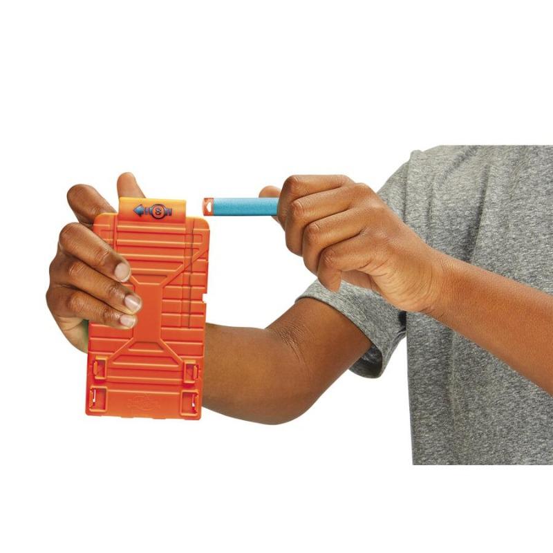 Buzz Bee Air Warriors Shooting Pistol with 8 Darts