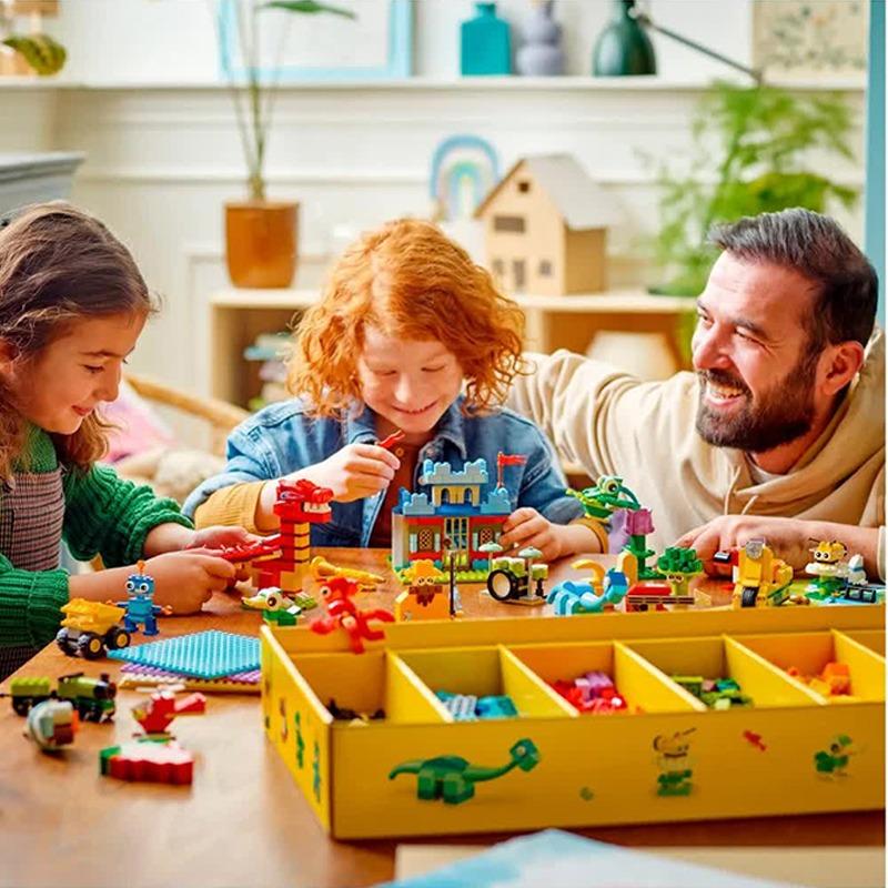 LEGO Classic Build Together - 1601 Pcs 11020
