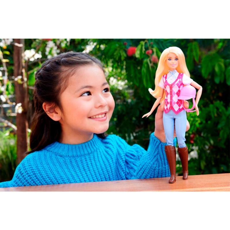 Barbie Malibu Mistress The Great Horse Chase Doll with Horse Riding Clothes