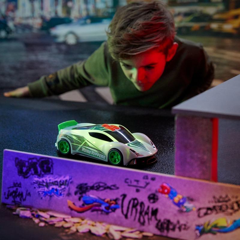 Road Rippers – L&S Color Wheels 11" B/O