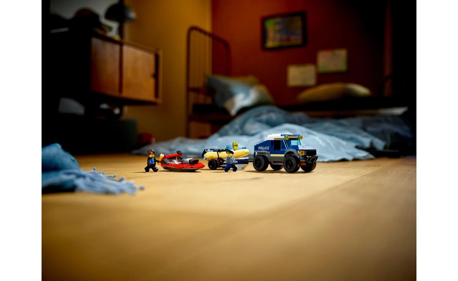 LEGO City Elite Police Boat Transport