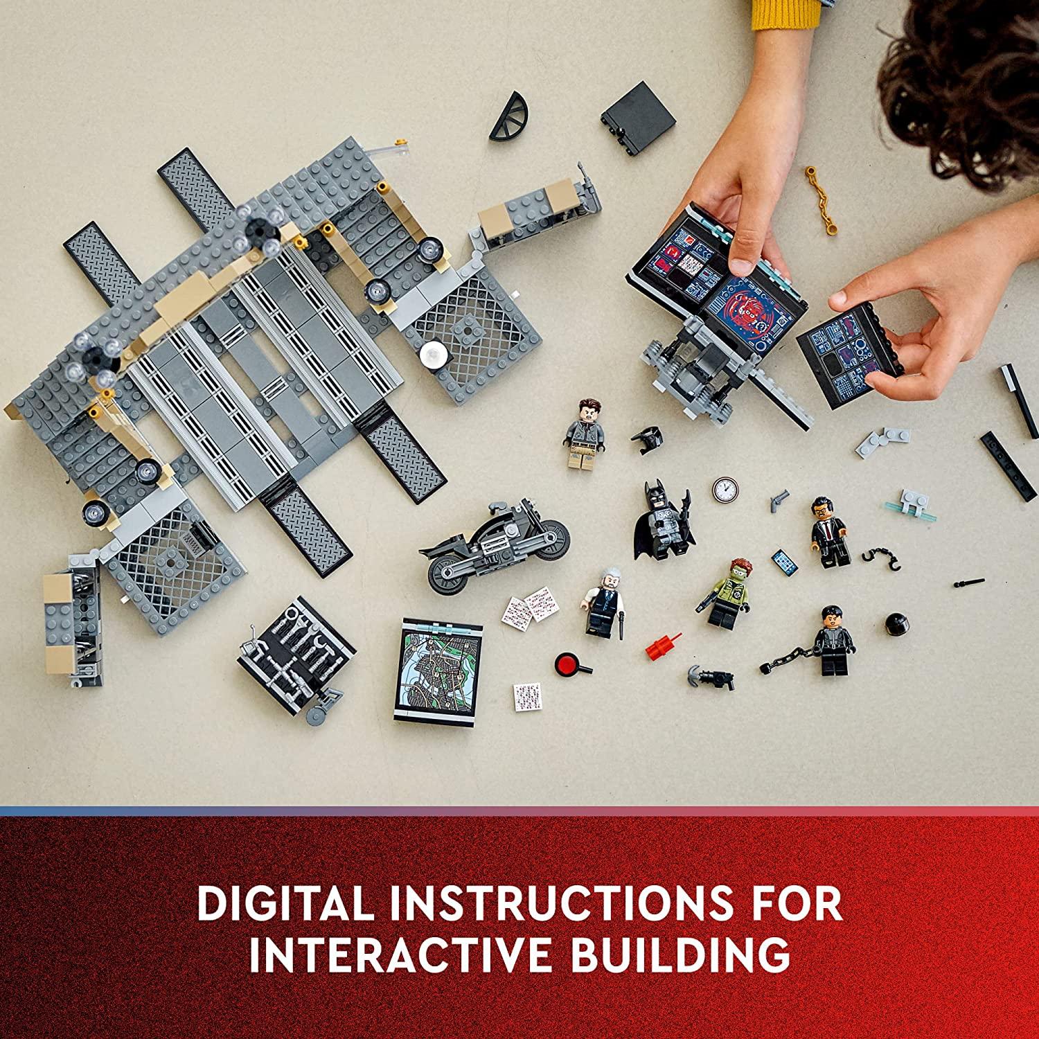 LEGO DC Batman - Batcave The Riddler Face-Off Building Kit