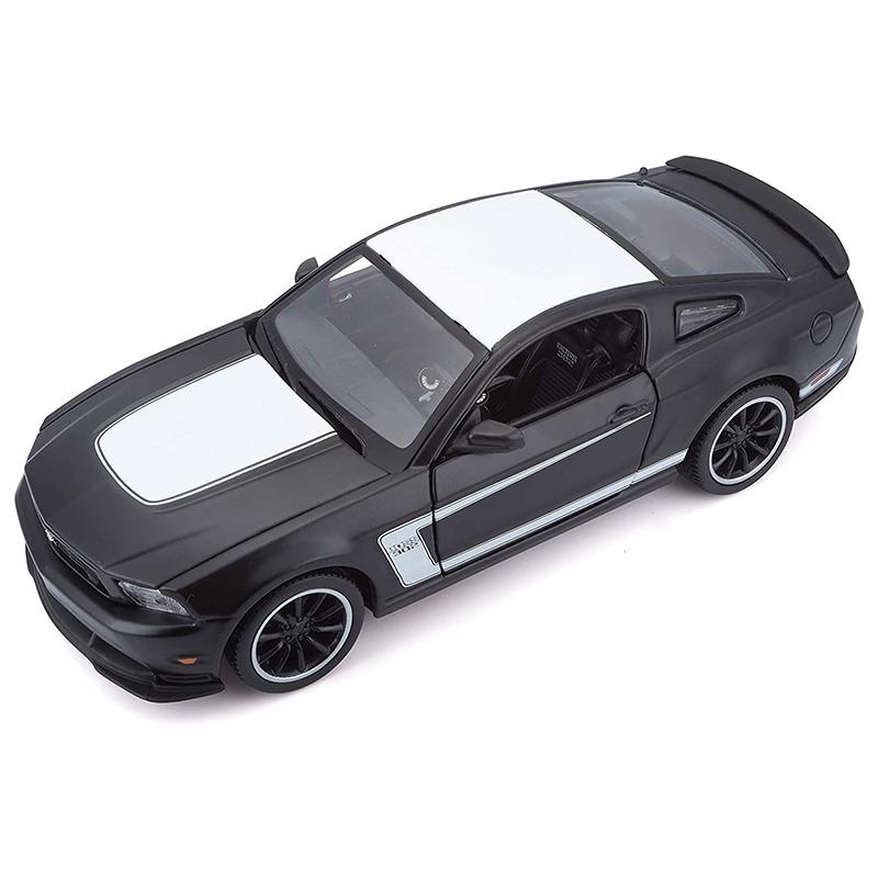 مايستو - سيارة فورد موستانج 1:24