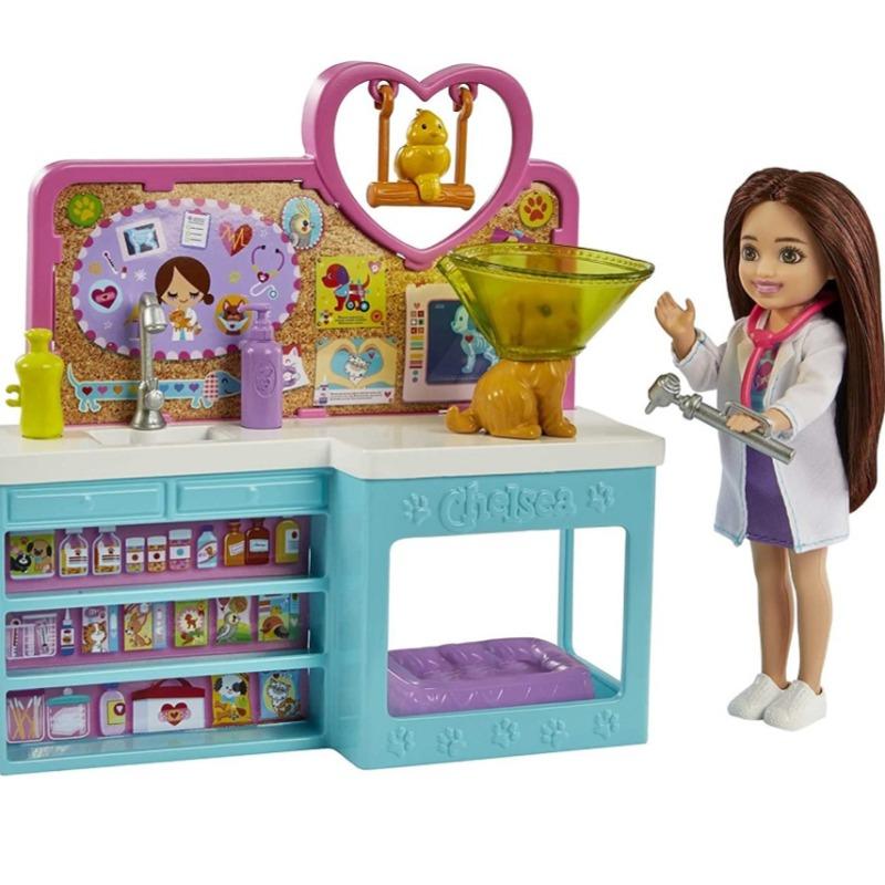Barbie Chelsea Vet Doll 18 pcs