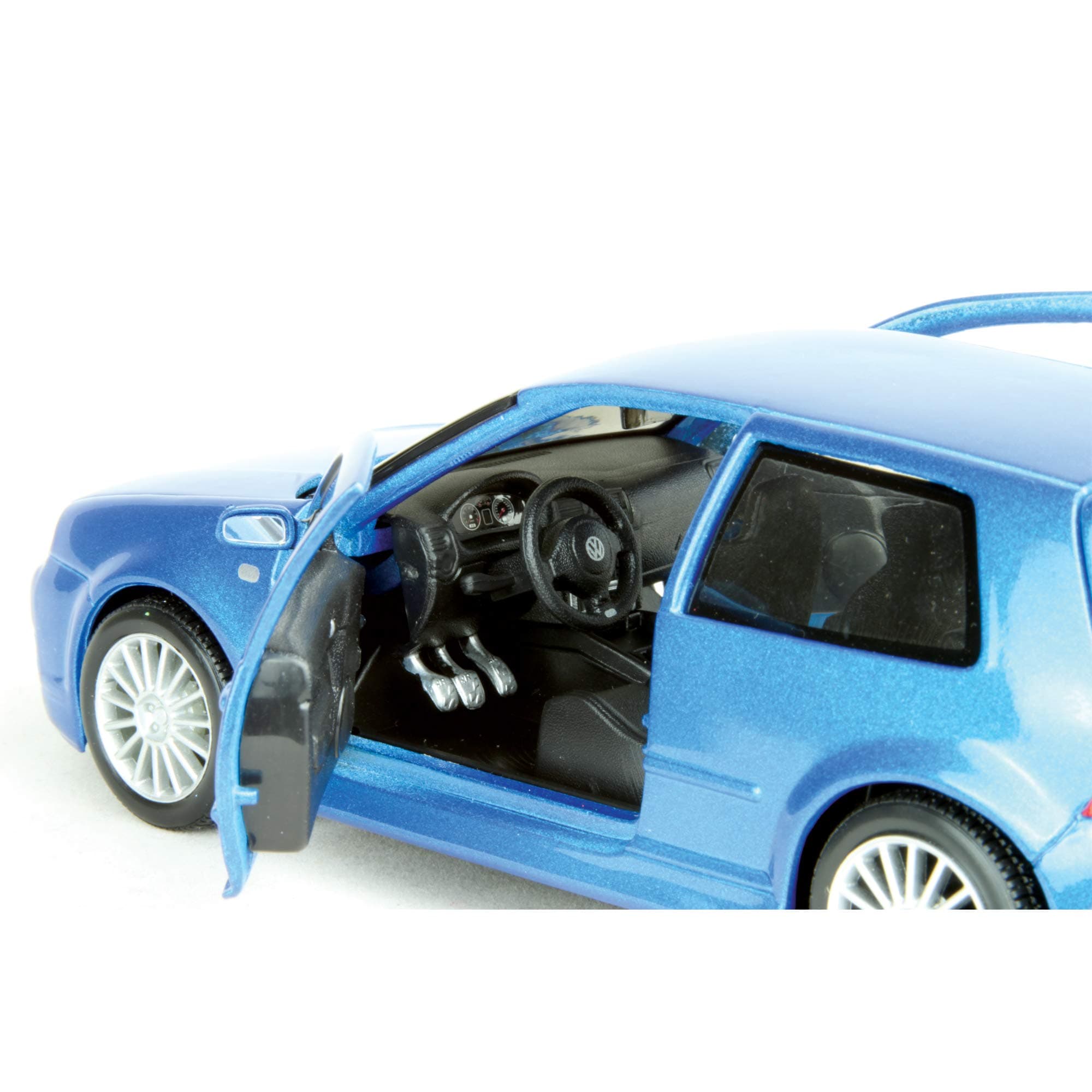 Maisto Volkswagen Golf R32