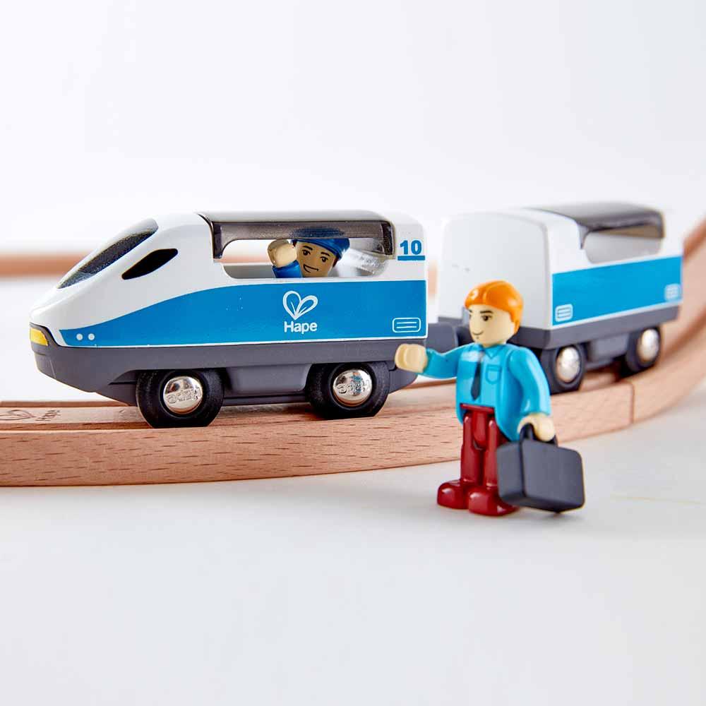 هيب - قطار الركاب الخشبي