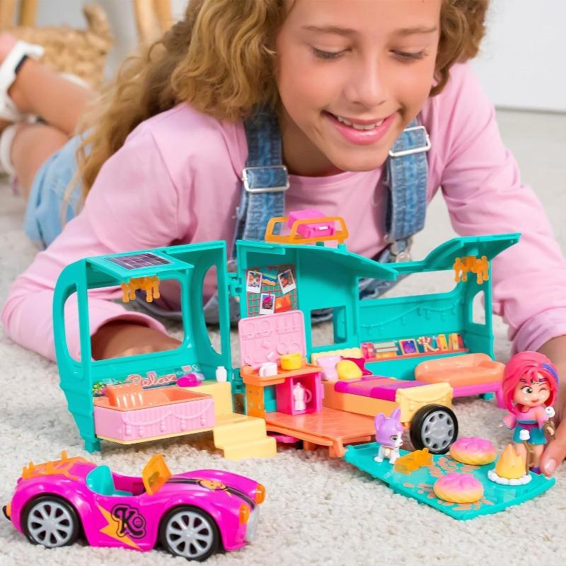 KookyLoos Mia's Kooky Caravan