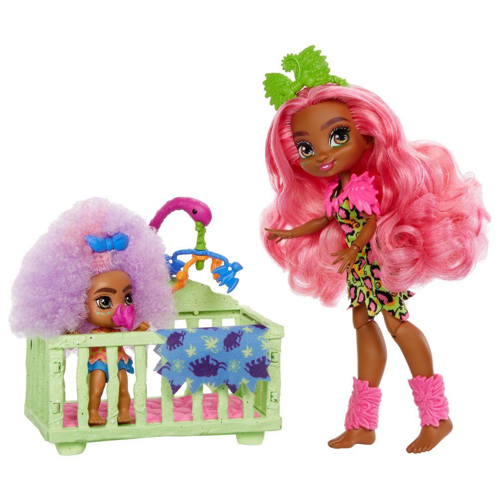 Cave Club Wild About Babysitting Playset