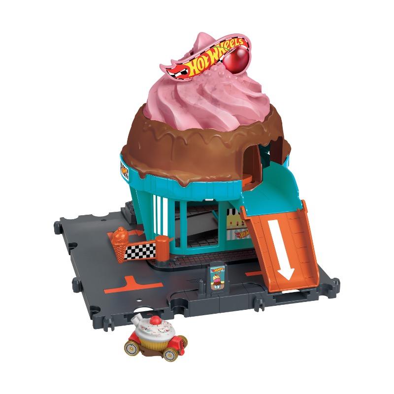 Hot Wheels City Track and Ice Cream Shop Playset Swirl